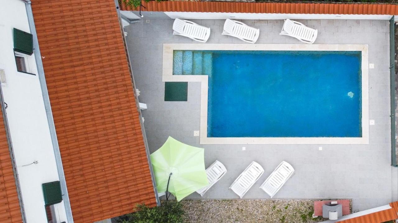 Holiday Home Olga With Pool &Pet Friendly Póla Kültér fotó